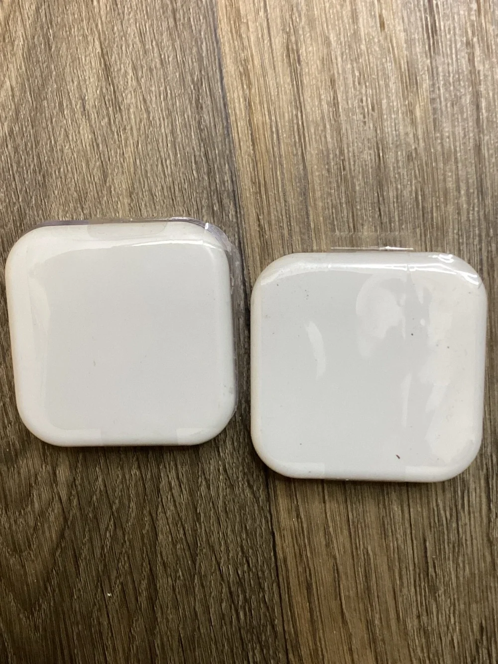 Wired White Earbud Headphones - Pair